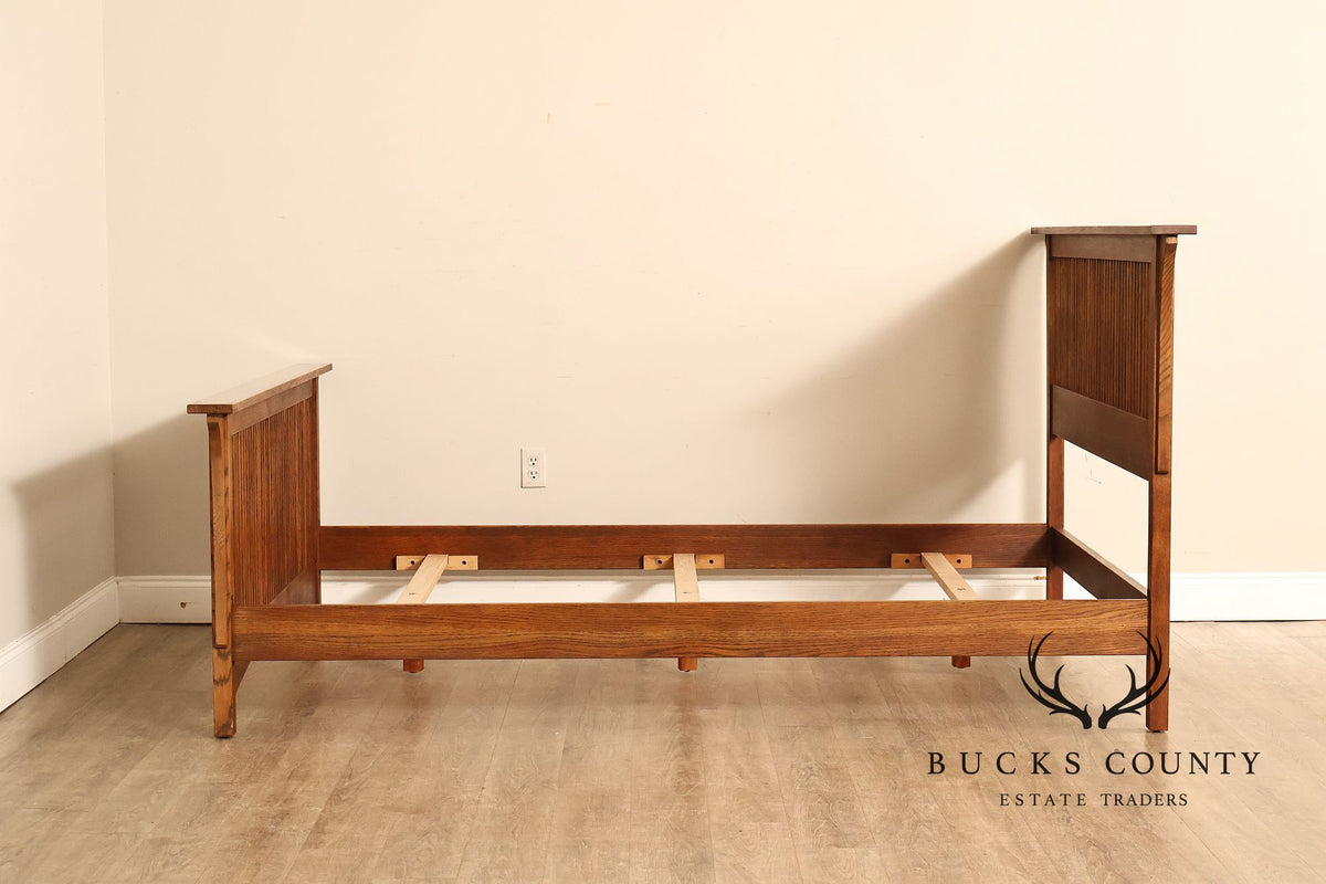 Stickley Mission Collection Oak Spindle Queen Bed
