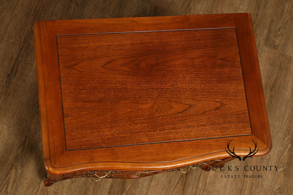 Henredon 'Villandry' French Louis XV Style Walnut Nightstand