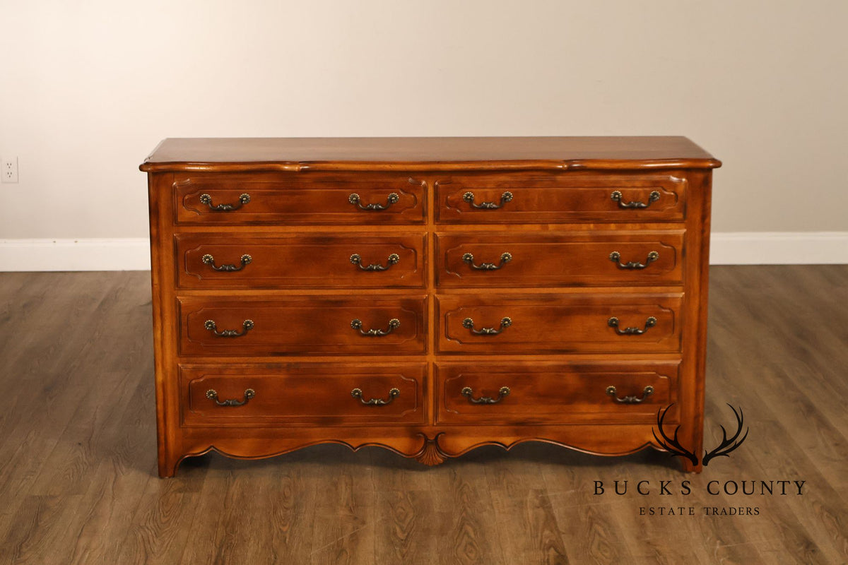 Ethan Allen Country French Maple And Birchwood Eight Drawer Dresser