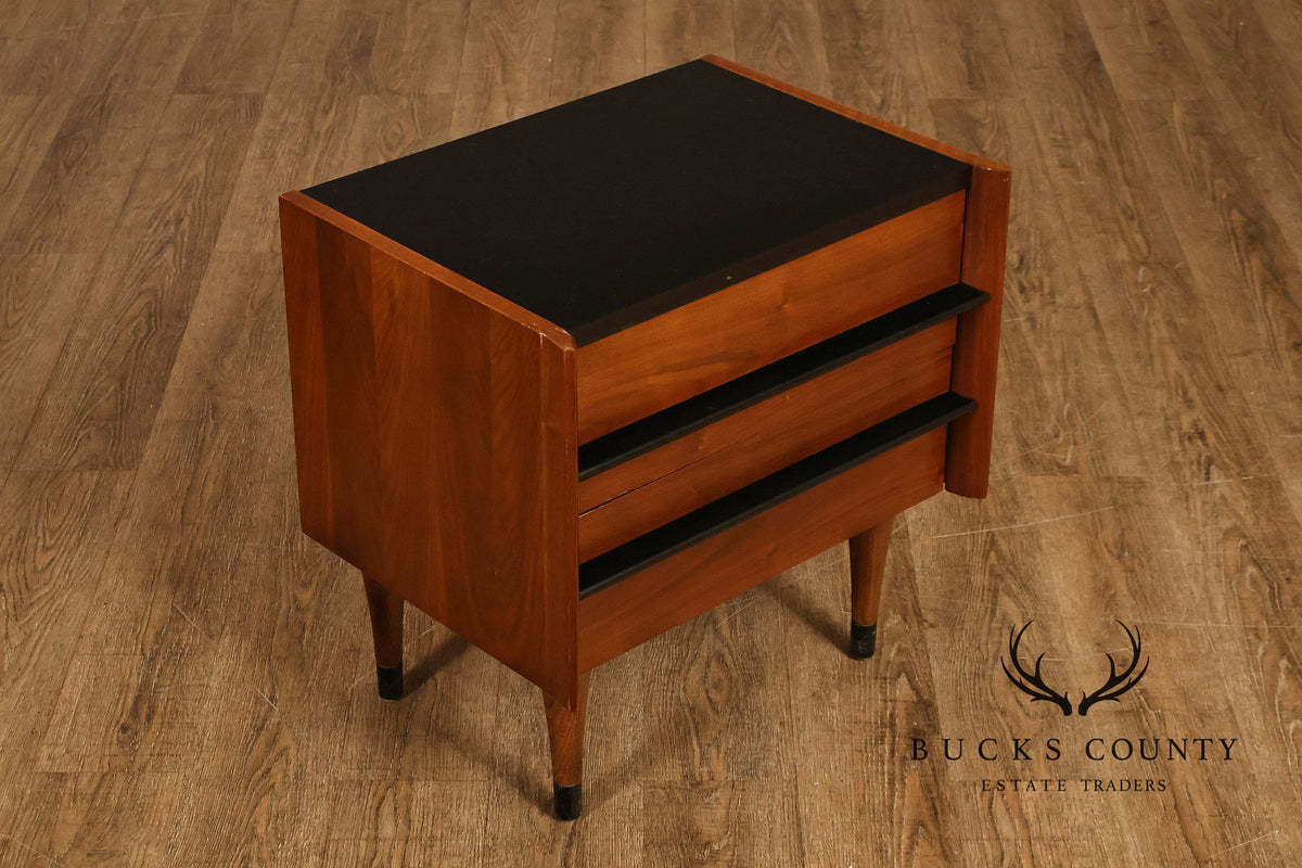 American of Martinsville Mid Century Modern Pair of Nightstands