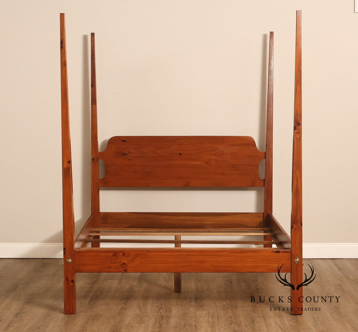 Ethan Allen Shaker Style Pine Pencil Post Queen Bed