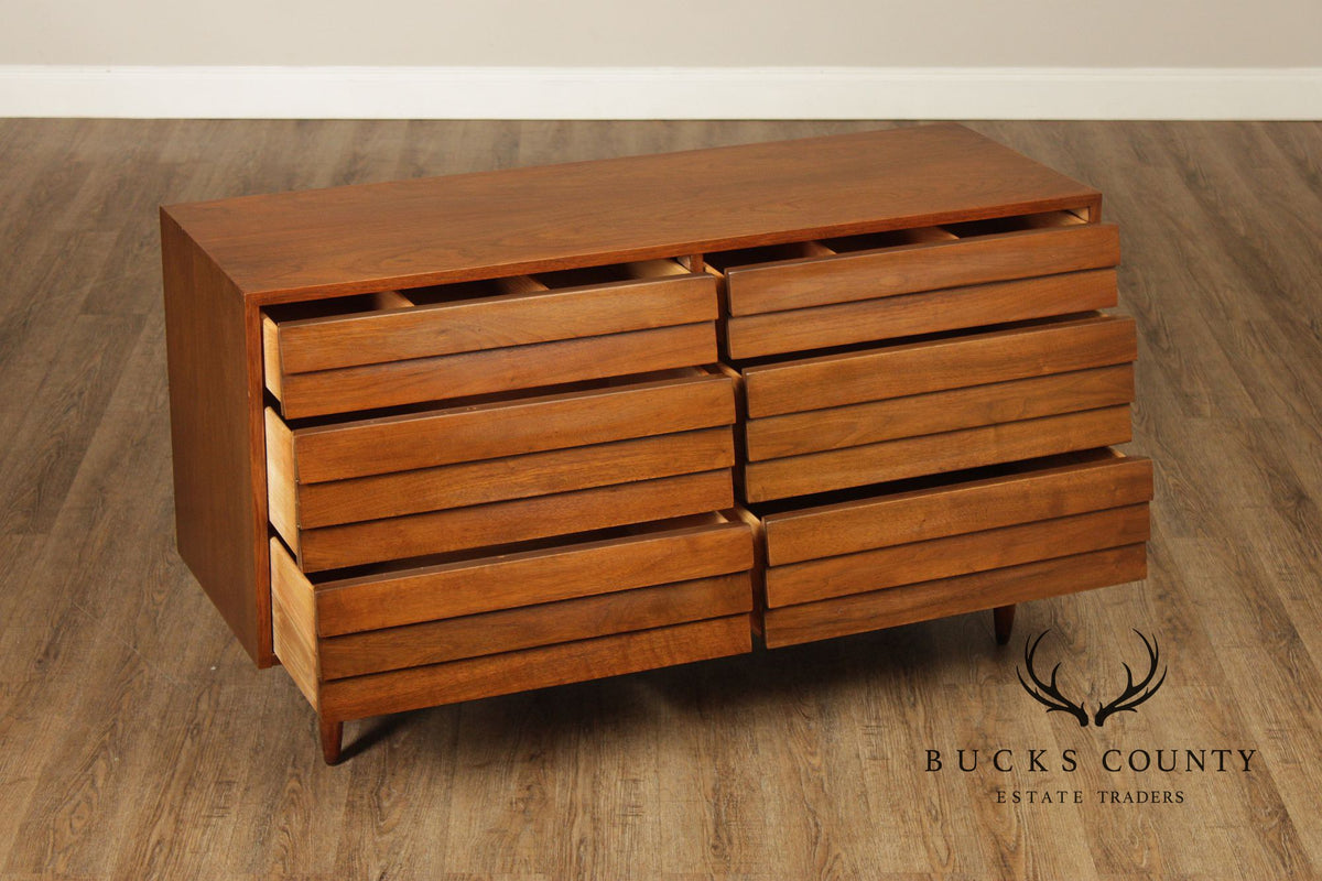 Merton Gershun For American Of Martinsville Mid-Century Modern Walnut Dresser