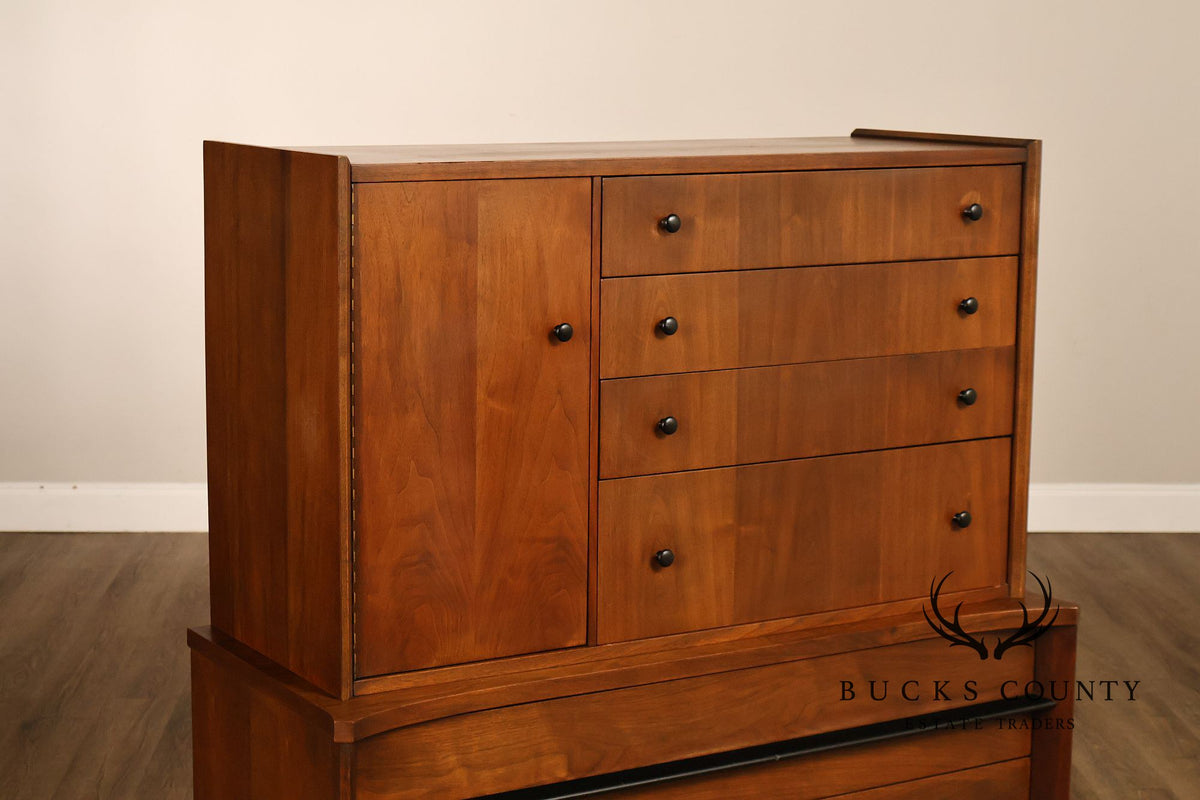American Of Martinsville Mid-Century Modern Walnut Gentleman's Chest