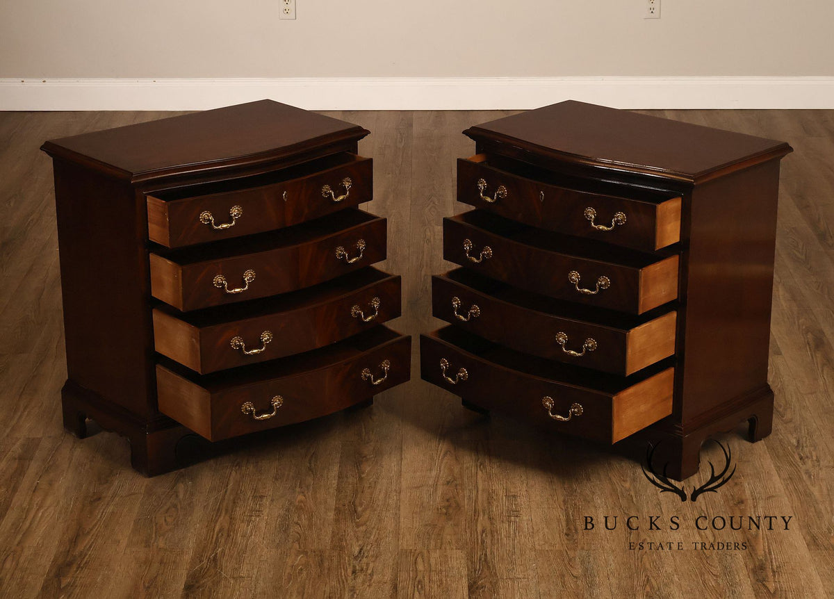 Drexel Heritage Heritage Georgian Style Mahogany Pair Of Chest Nightstands