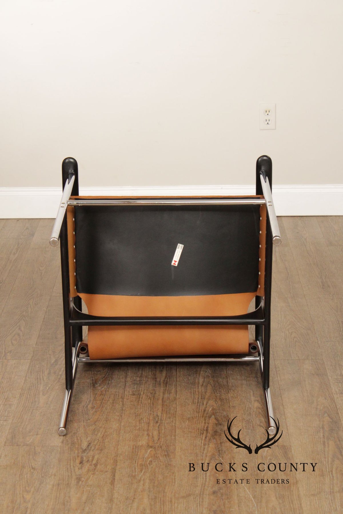 Knoll Mid Century Modern Pair of Leather and Chrome '657' Armchairs