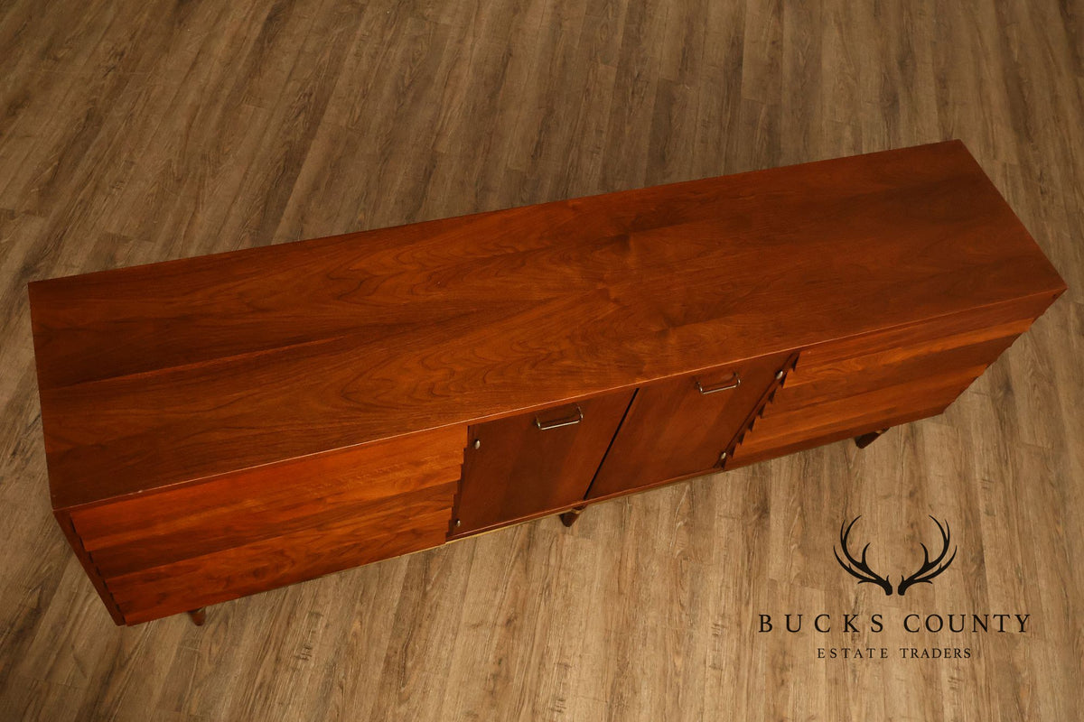 Merton Gershun For American Of Martinsville Mid Century Modern Walnut Lowboy Dresser