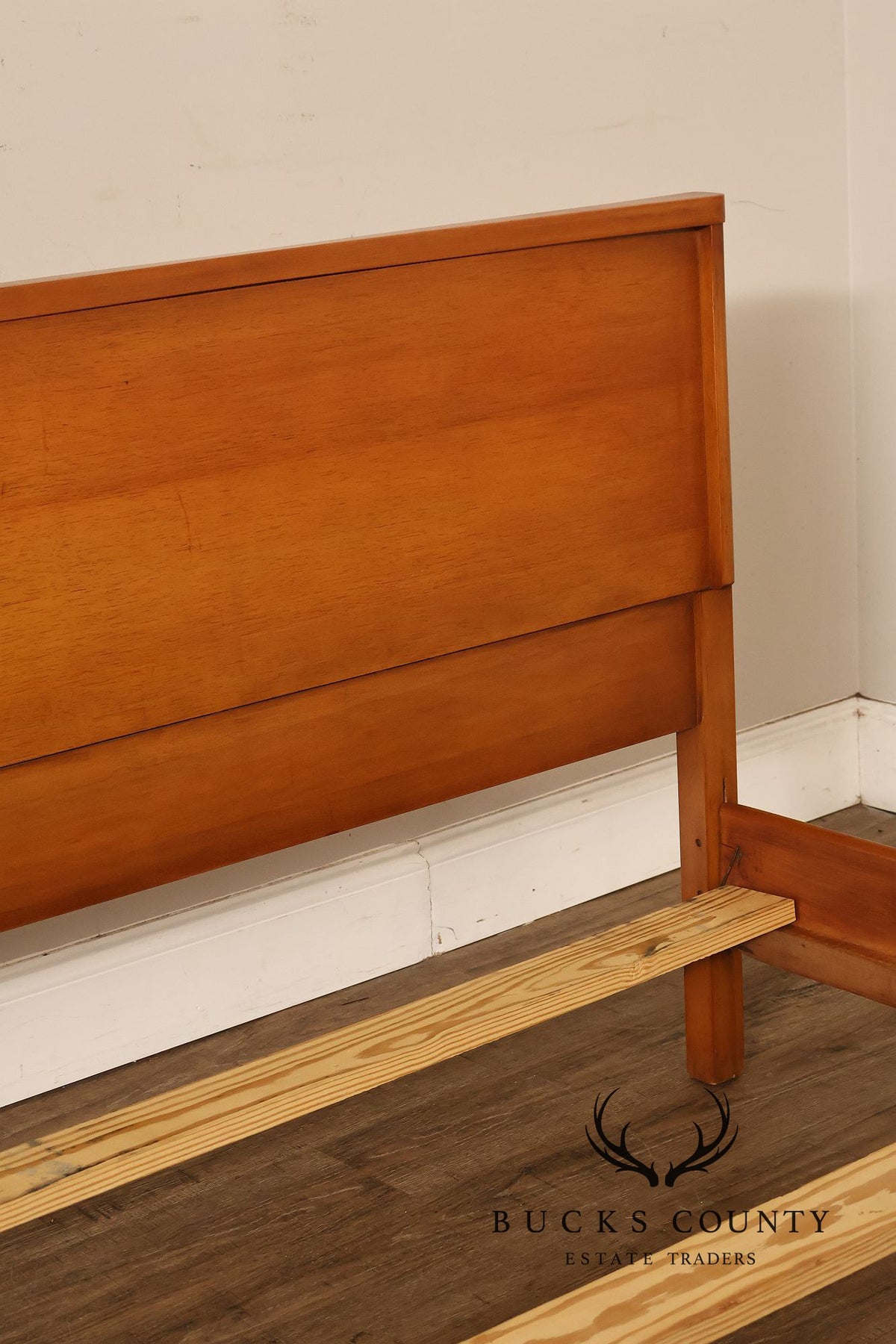 Kent-Coffey Mid Century Modern Solid Wood Full Size Bed
