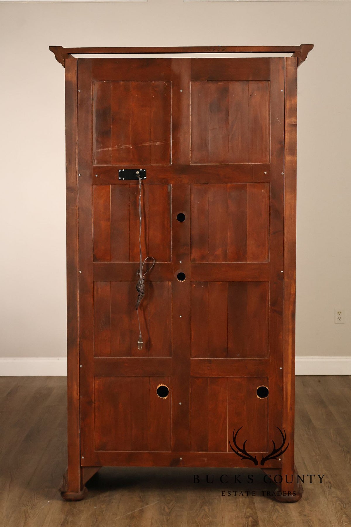 Traditional Entertainment Armoire Media Cabinet