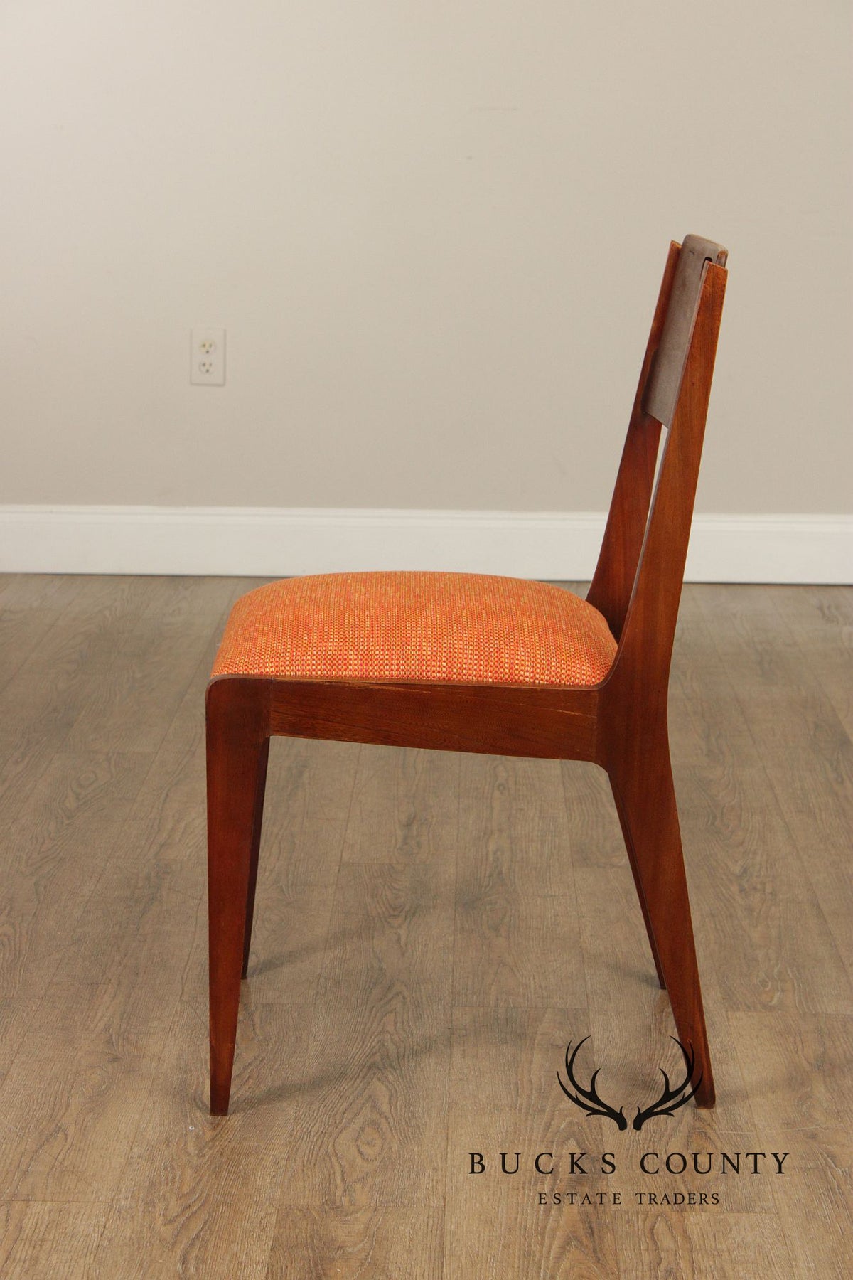 Mid Century Modern Walnut Set Of Four Dining Chairs