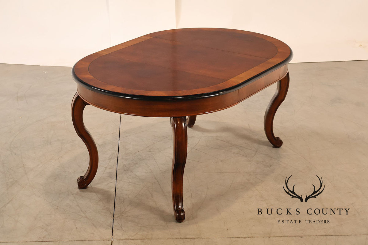 Traditional Round Mahogany Dining Table With Leaf And Banded Top