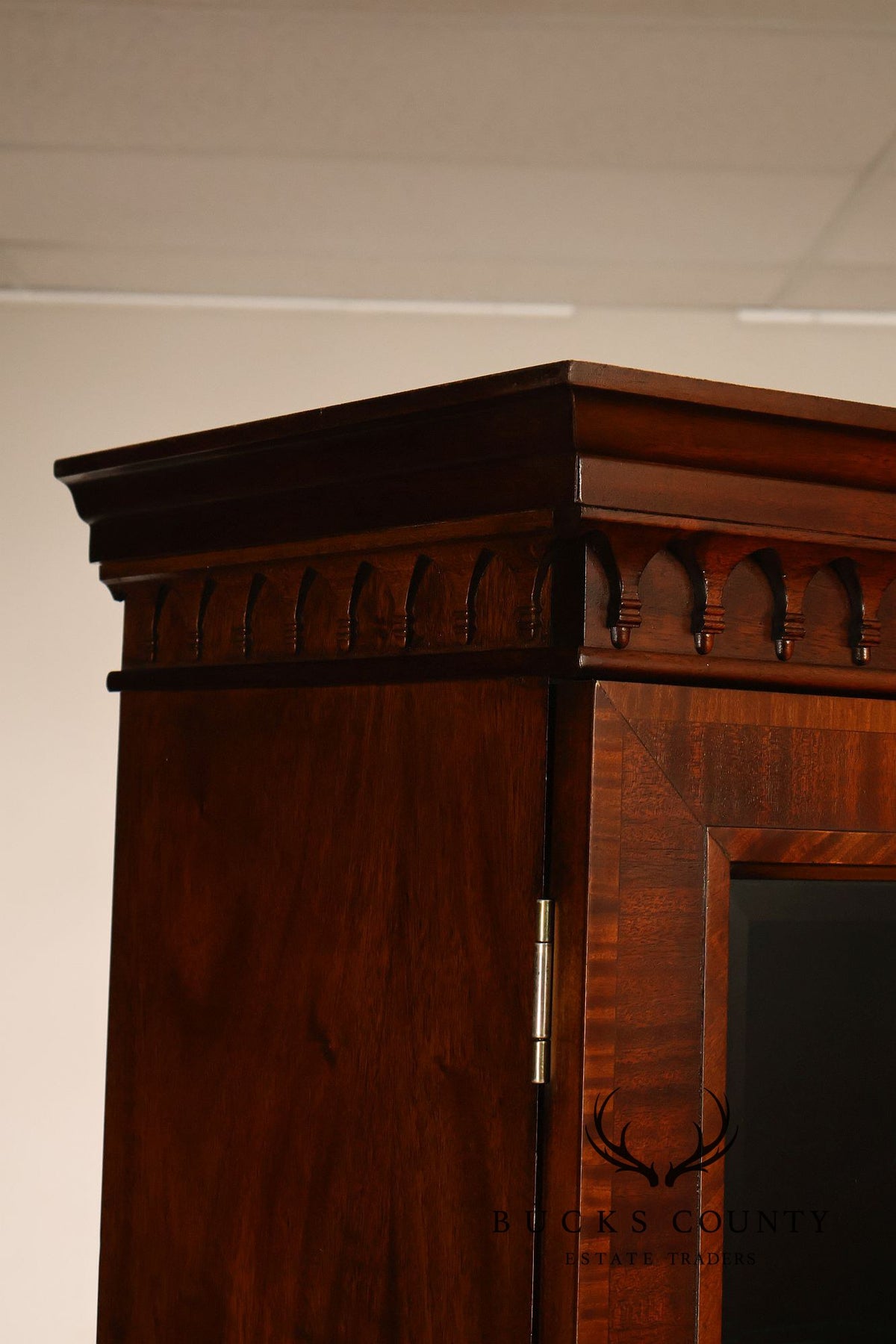 Councill Craftsmen Mahogany Breakfront China Cabinet