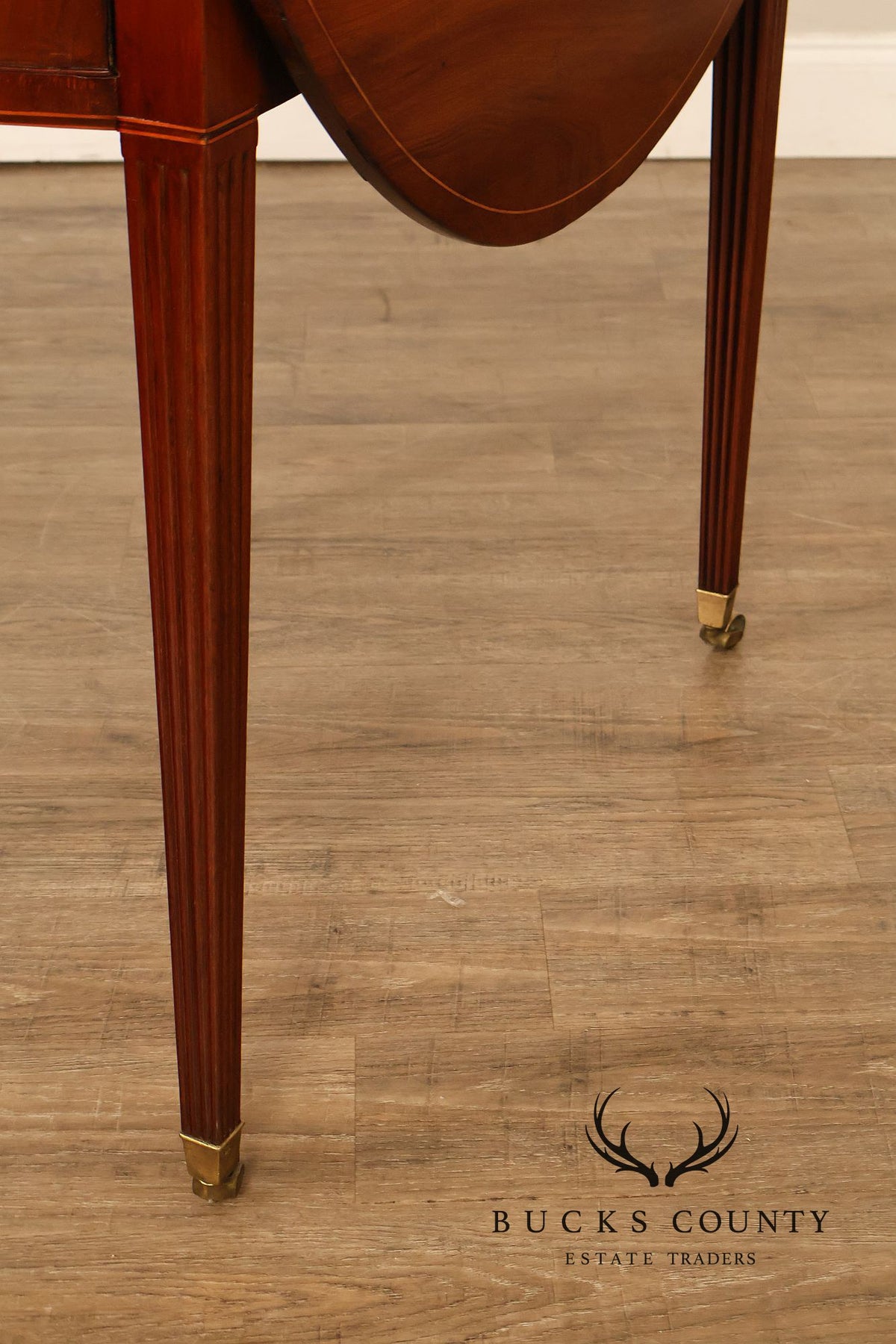Antique Federal Mahogany Pembroke Table