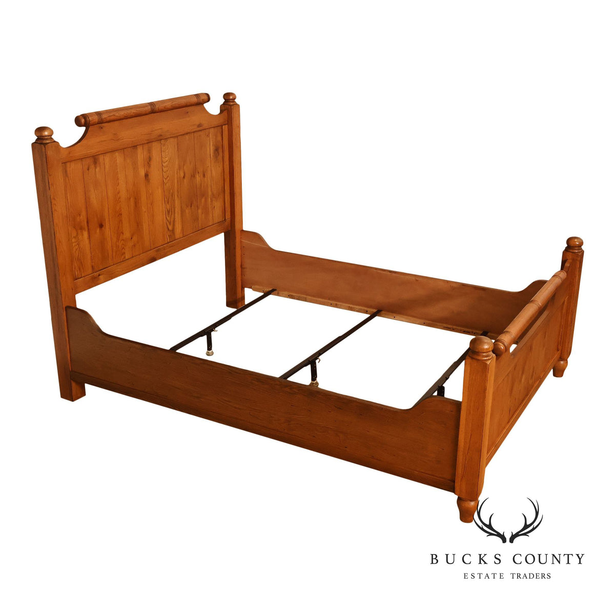 Broyhill Attic Heirlooms Country Style Queen Oak Bed Frame