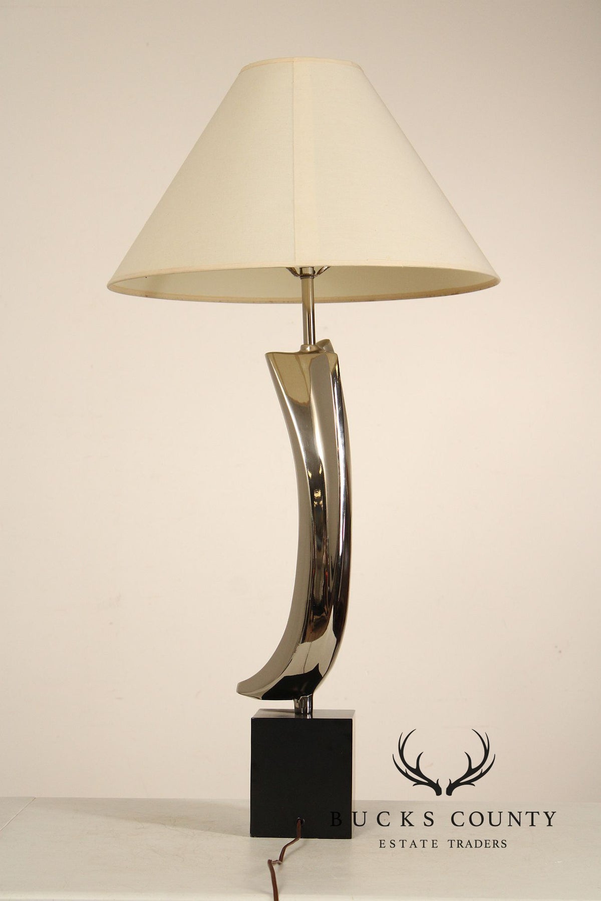 Richard Weiss & Harold Barr Modern Sculpted Chrome Table Lamp