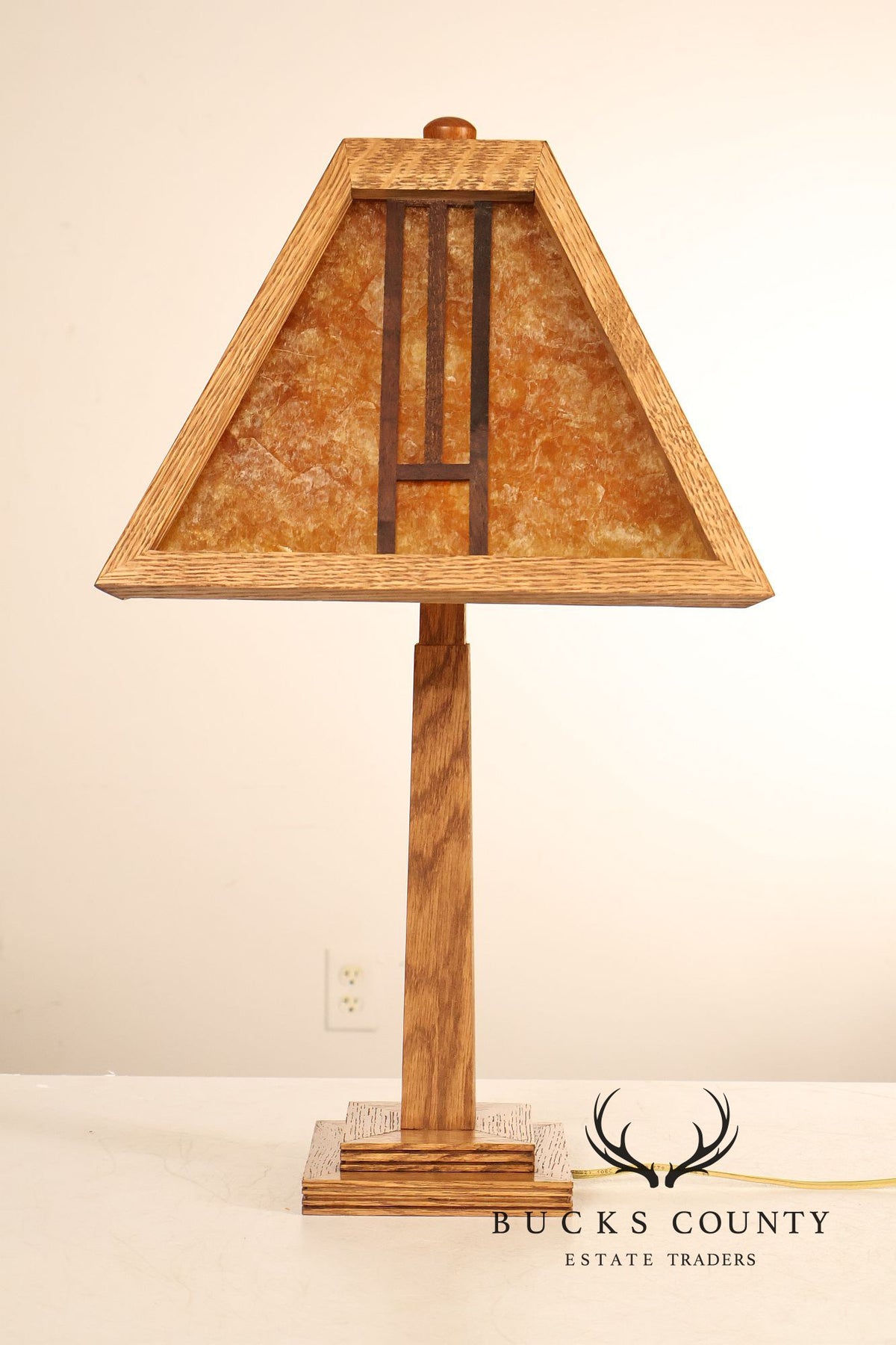 Mission Accomplished Arts And Crafts Style Oak and Mica Desk Lamp