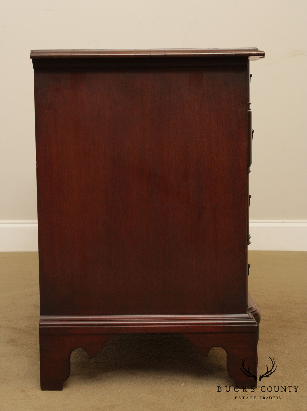 Colonial Mfg. Co. Edison Institute Museum Reproduction Chippendale Mahogany Block Front Chest