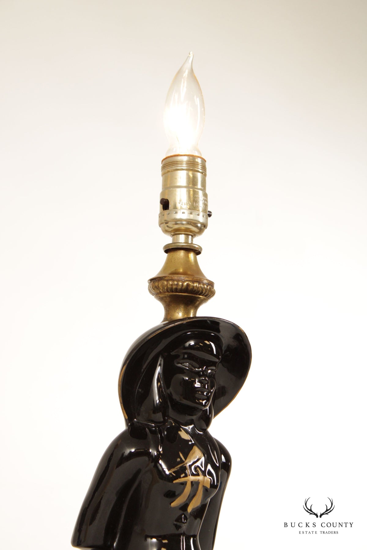 Underwriters' Laboratories Mid Century Chinoiserie Figural Ceramic Pair of Table Lamps