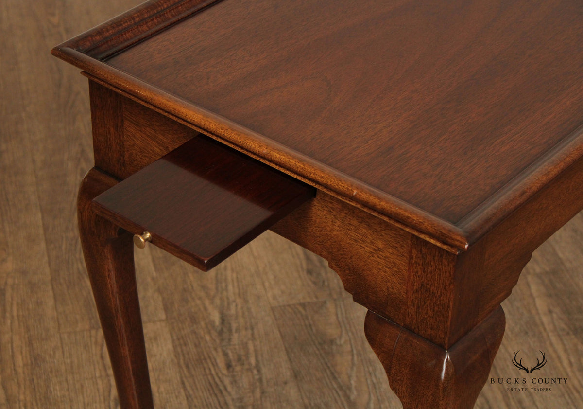 Kindel Queen Anne Style Mahogany Tea Table