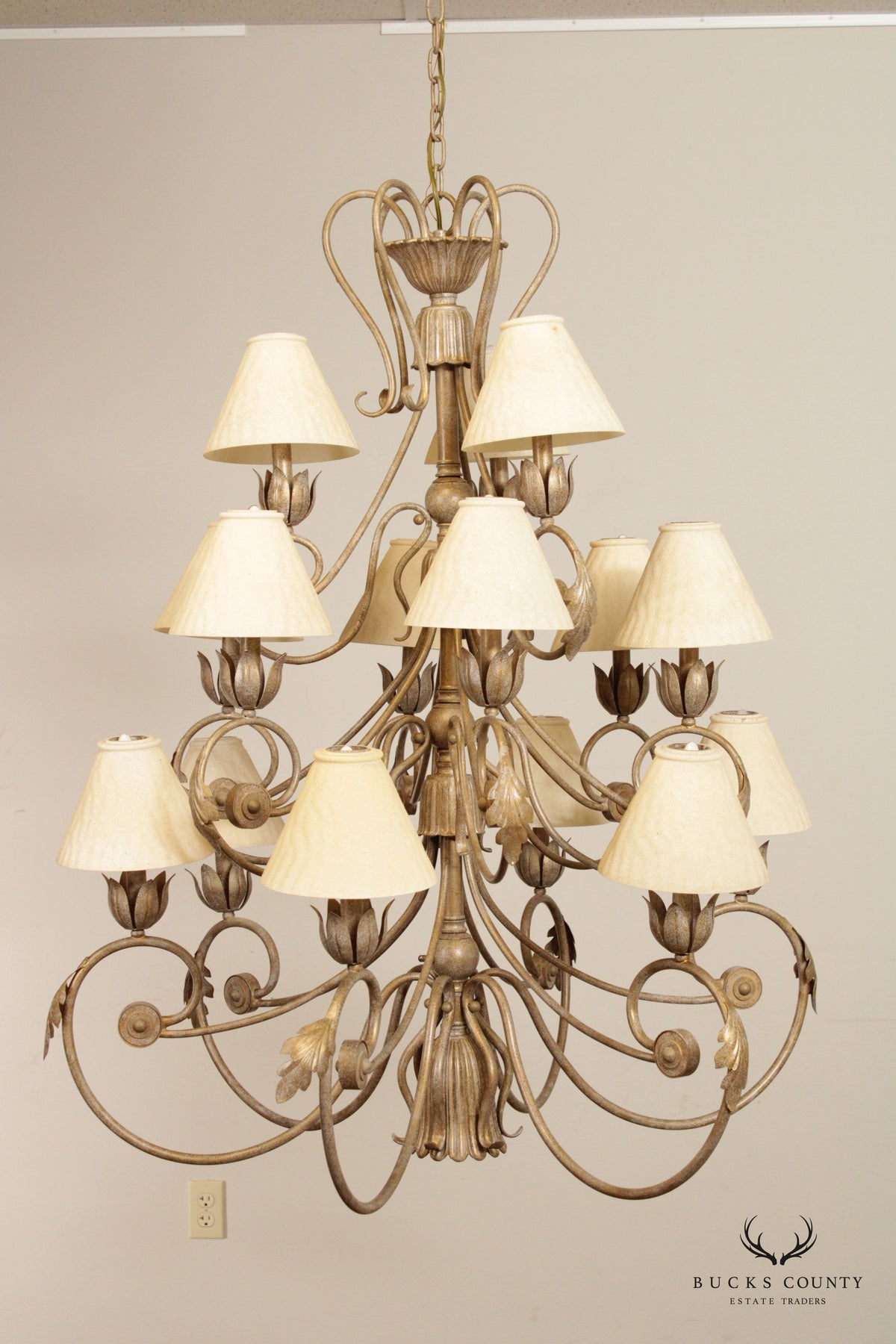 Wrought Iron Rosette 16-Light Chandelier